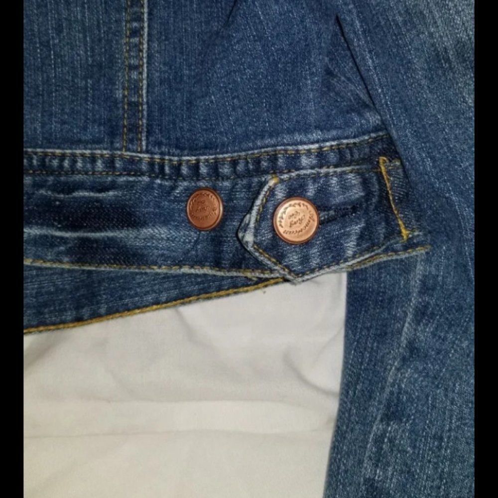 Jean jacket - Picture 4 of 10